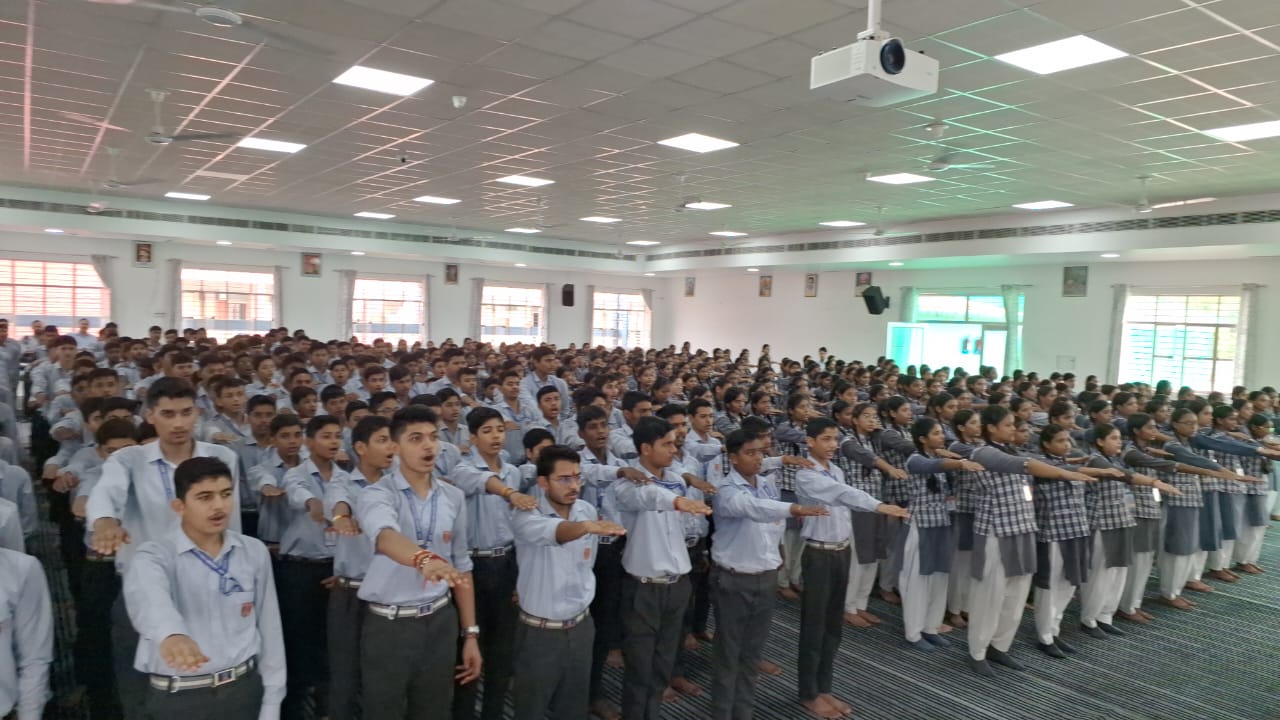 MEETING FOR ENVIRONMENT WITH STUDENT ECO COUNCIL OF SARSWATI VIDYA MANDIR SCHOOL